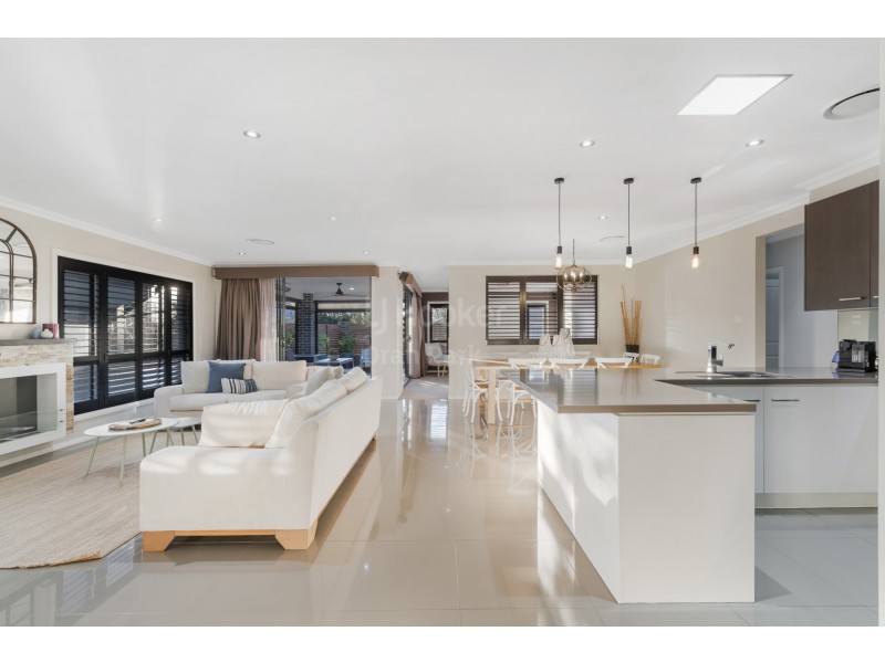 29 Perkins Drive, Oran Park NSW 2570