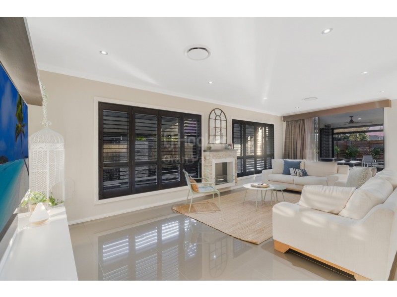 29 Perkins Drive, Oran Park NSW 2570