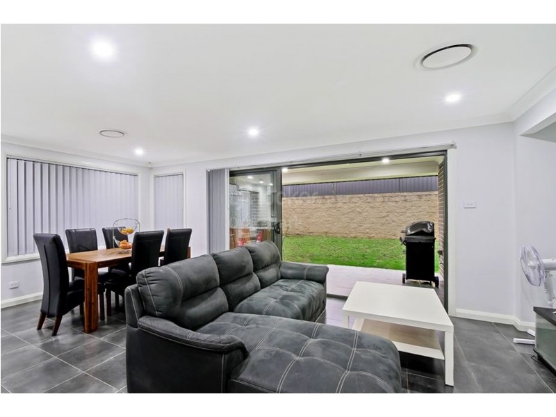 11 Sowerby Street, Oran Park NSW 2570