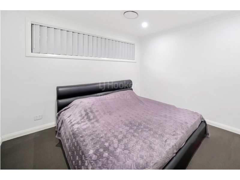 11 Sowerby Street, Oran Park NSW 2570