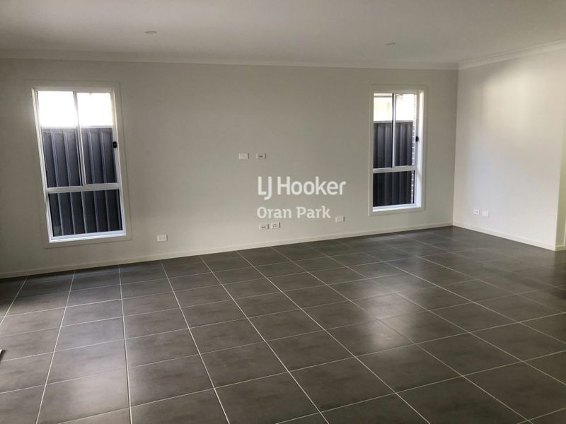 22 Burgmann Street, Oran Park NSW 2570