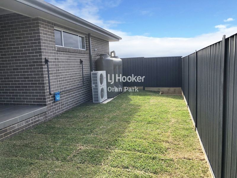 22 Burgmann Street, Oran Park NSW 2570
