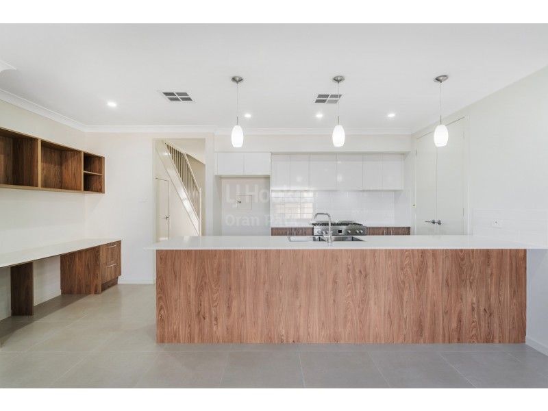 34 Podium Way, Oran Park NSW 2570