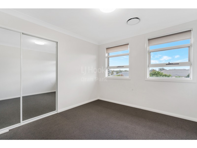 42B Hinton Loop, Oran Park NSW 2570