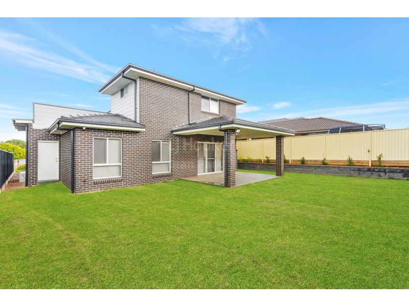 42B Hinton Loop, Oran Park NSW 2570