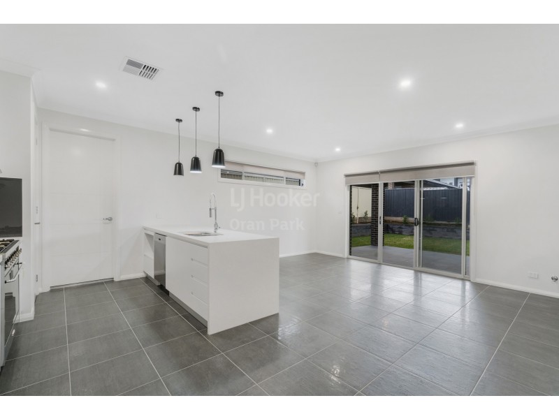 42B Hinton Loop, Oran Park NSW 2570