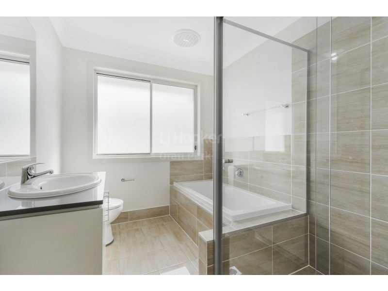 12A Fleece Loop, Oran Park NSW 2570