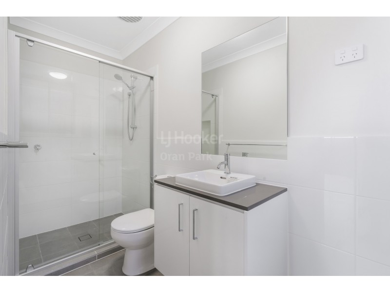 52B Drover Street, Oran Park NSW 2570