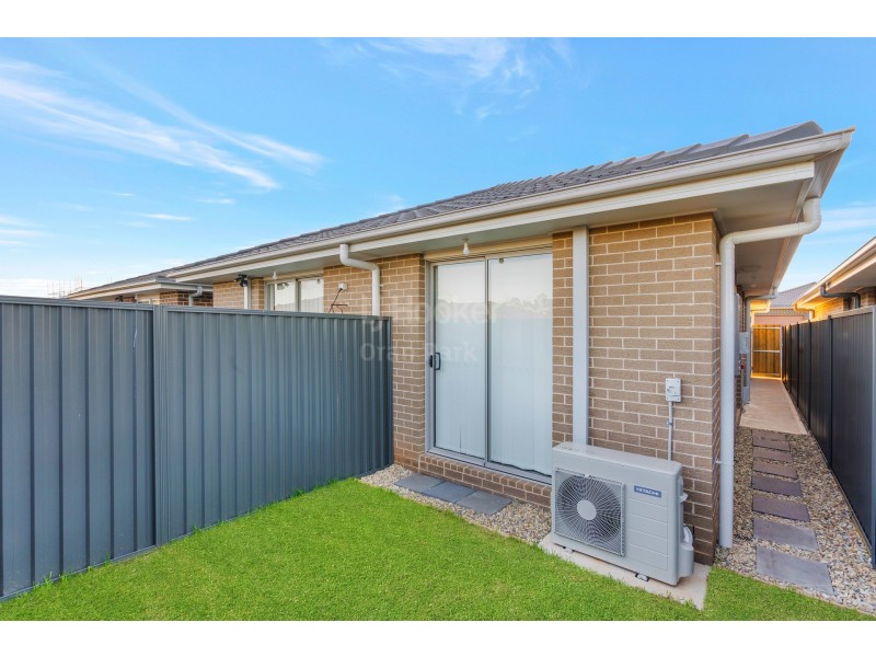 52B Drover Street, Oran Park NSW 2570