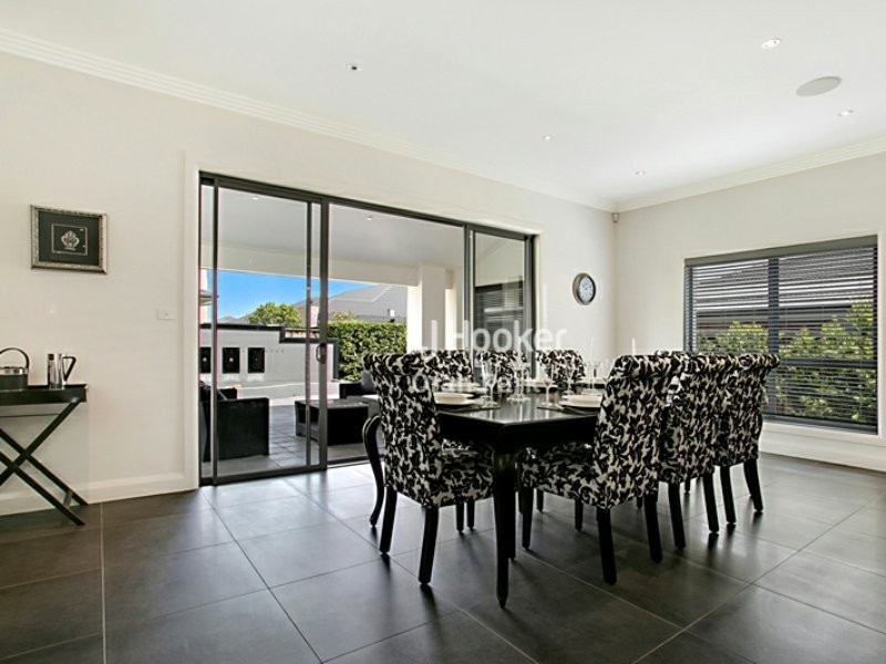 23 Halifax Way, Gledswood Hills NSW 2557