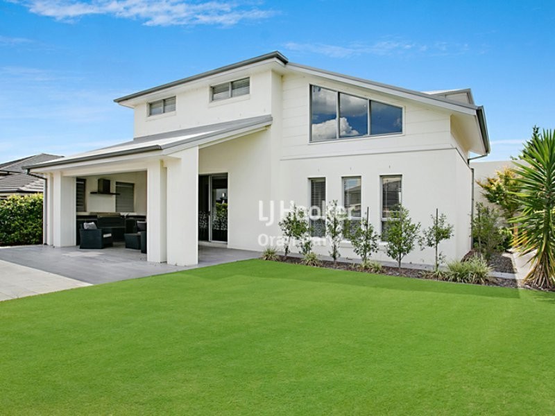 23 Halifax Way, Gledswood Hills NSW 2557