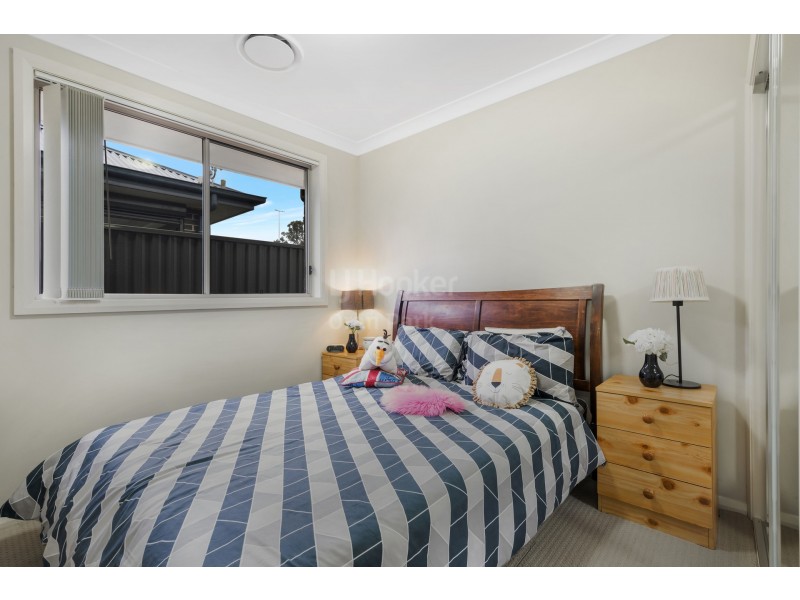 13 Tess Circuit, Oran Park NSW 2570