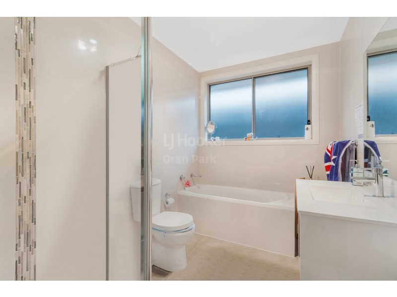 13 Tess Circuit, Oran Park NSW 2570