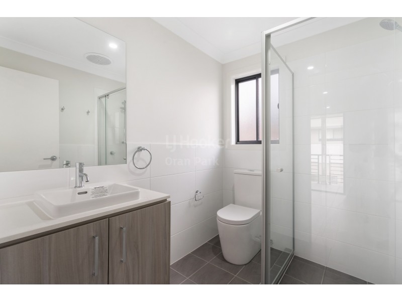 2 Shepherd Street, Oran Park NSW 2570
