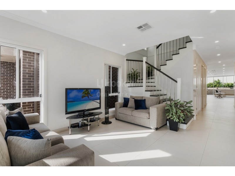 75B Richards Loop, Oran Park NSW 2570