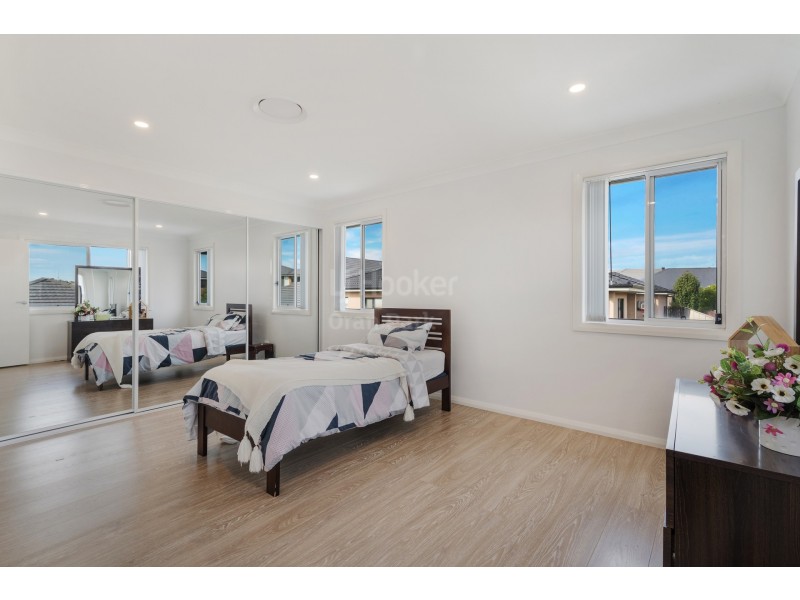 75B Richards Loop, Oran Park NSW 2570