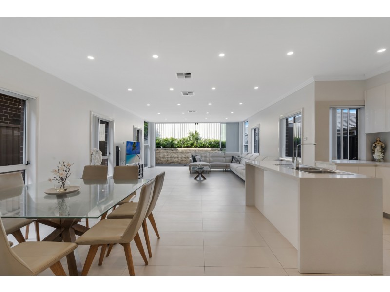 75B Richards Loop, Oran Park NSW 2570