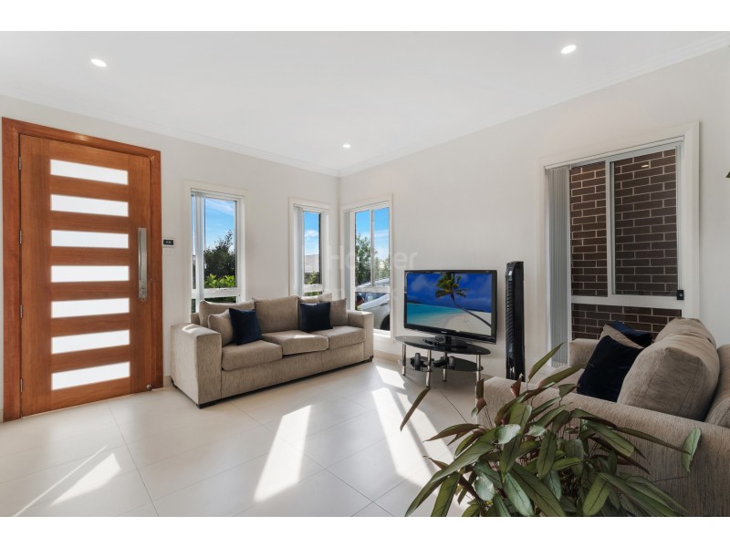 75B Richards Loop, Oran Park NSW 2570