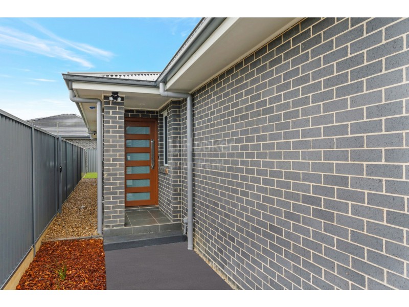 19B Sainsbury Road, Catherine Field NSW 2557