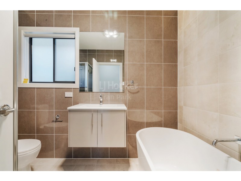 19A Charbray Loop, Oran Park NSW 2570