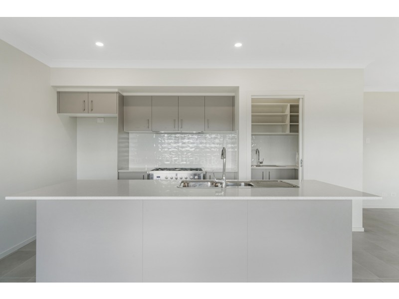 19A Charbray Loop, Oran Park NSW 2570