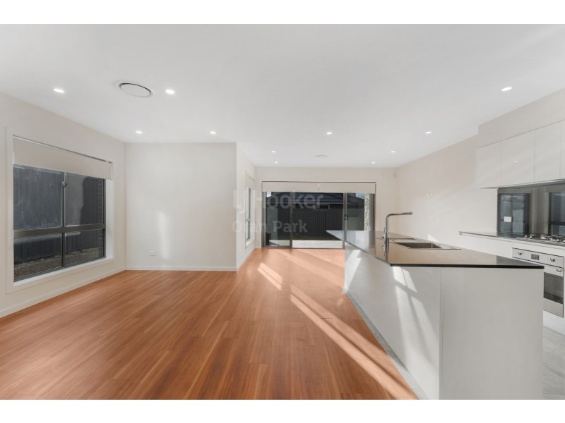 30B Chesham Avenue, Oran Park NSW 2570