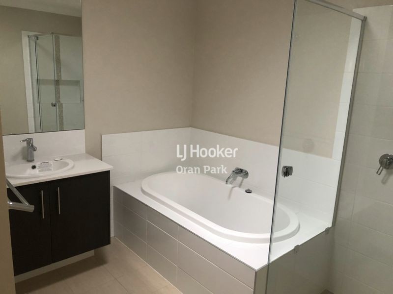 71 Central Avenue, Oran Park NSW 2570