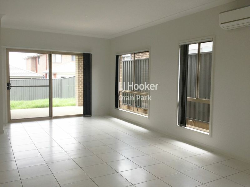 20 Forbes Street, Oran Park NSW 2570