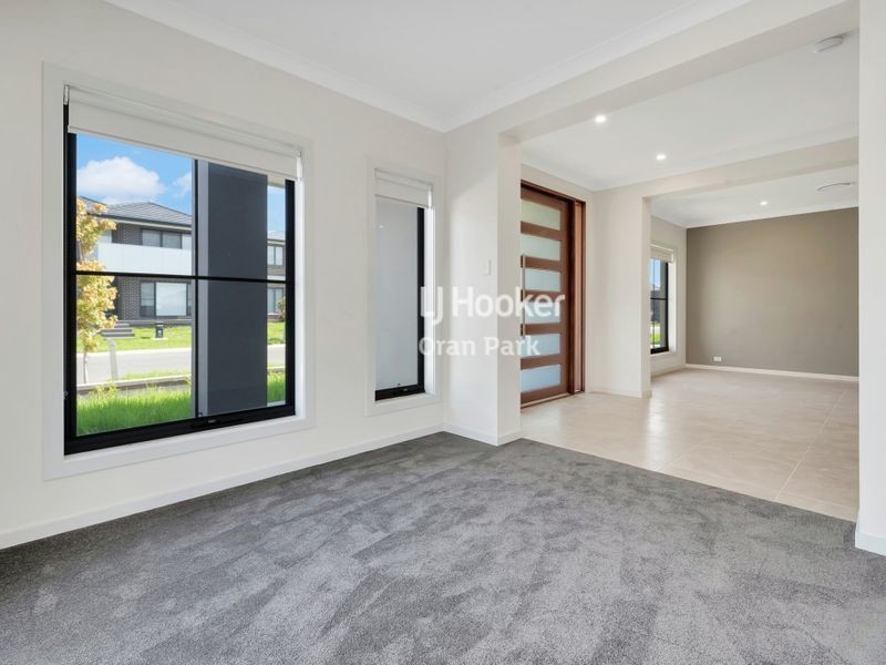 23 Keefe Street, Oran Park NSW 2570