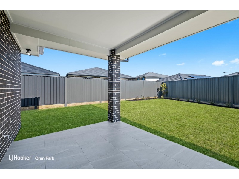 23 Fleece Loop, Oran Park NSW 2570