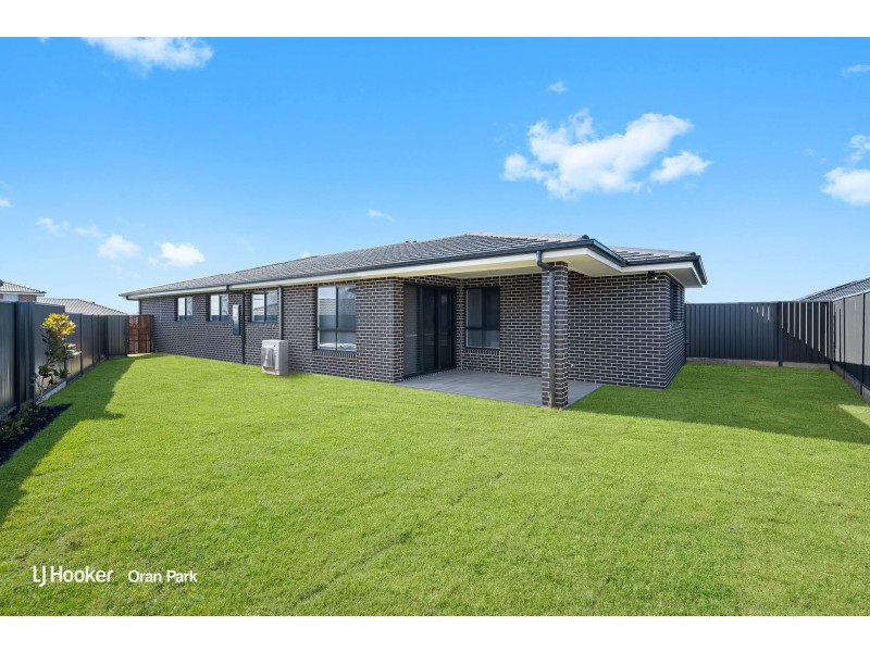 23 Fleece Loop, Oran Park NSW 2570