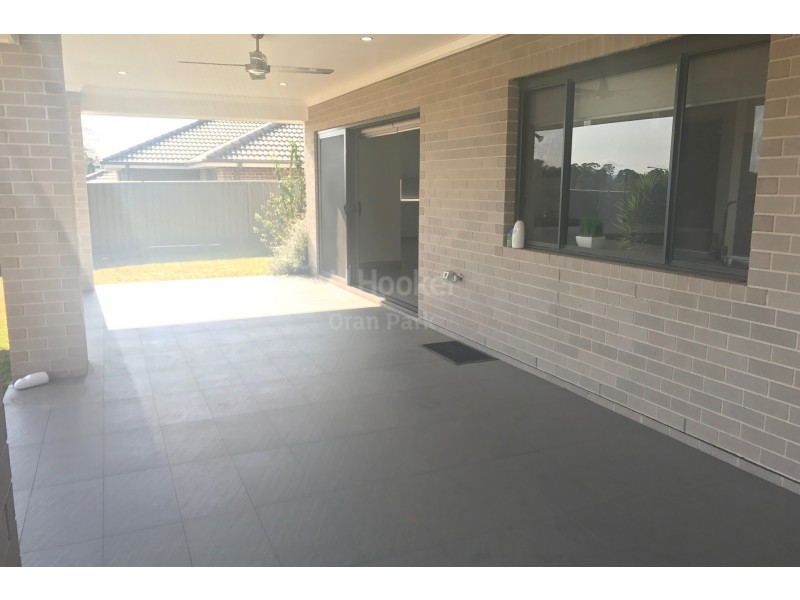 89 Explorer Street, Gregory Hills NSW 2557