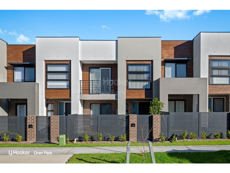 36 Podium Way, Oran Park NSW 2570