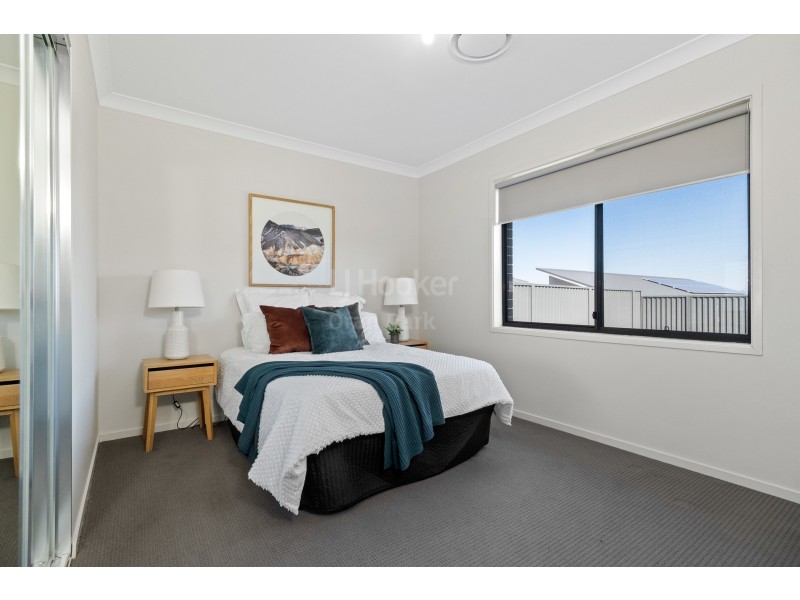 6 Austen Circuit, Oran Park NSW 2570