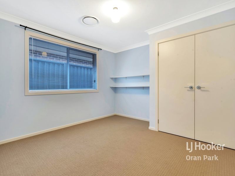 25 Rosella Circuit, Gregory Hills NSW 2557