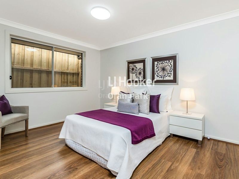 17 Davidson Street, Oran Park NSW 2570