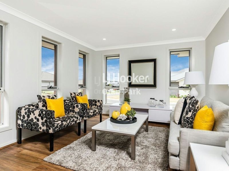 17 Davidson Street, Oran Park NSW 2570