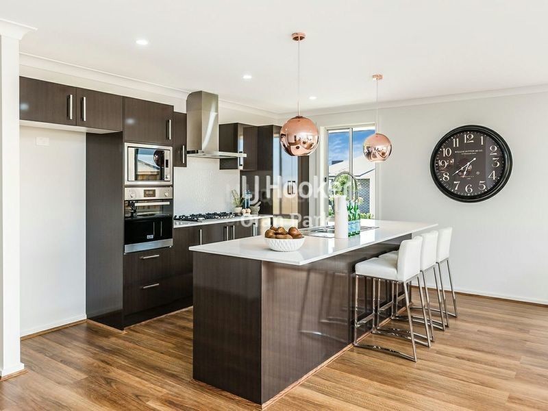 17 Davidson Street, Oran Park NSW 2570