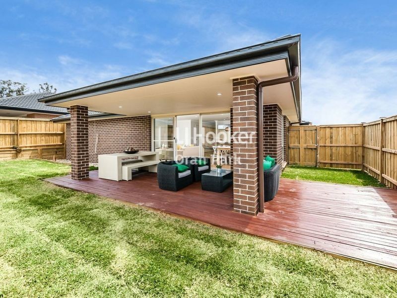 17 Davidson Street, Oran Park NSW 2570