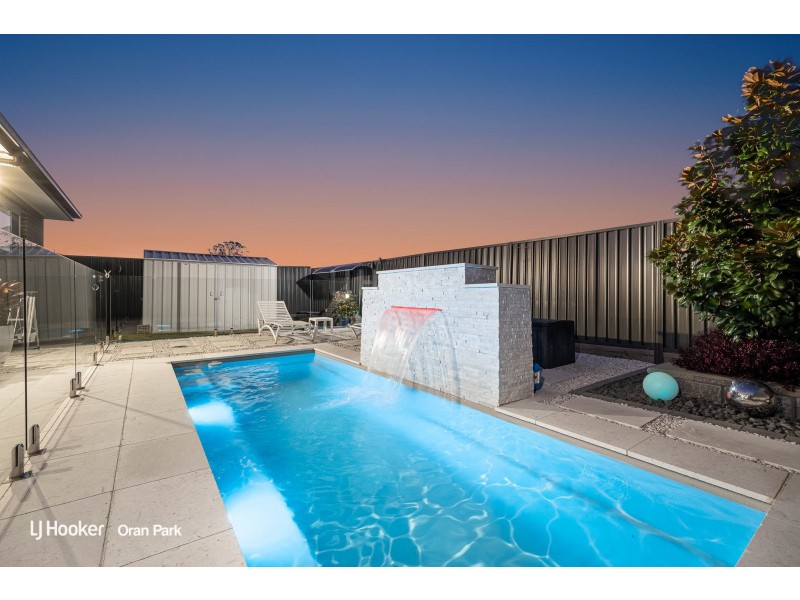 6 Allen Street, Oran Park NSW 2570