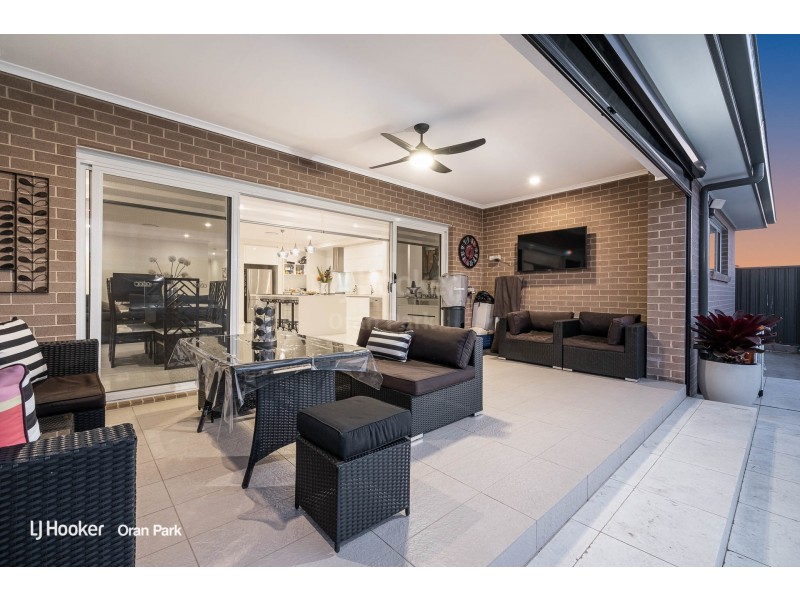 6 Allen Street, Oran Park NSW 2570