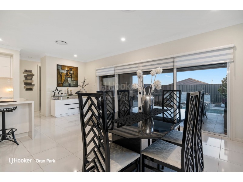 6 Allen Street, Oran Park NSW 2570