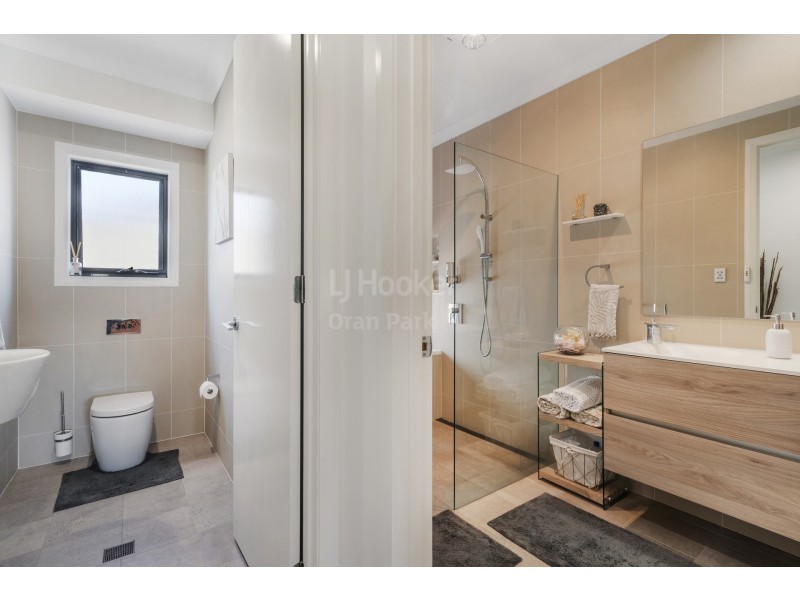 18 Goss Loop, Oran Park NSW 2570