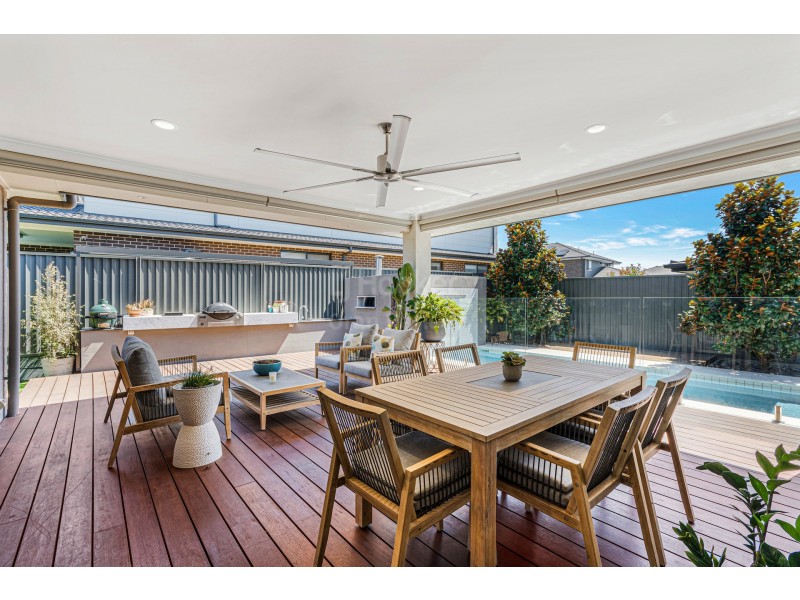 18 Goss Loop, Oran Park NSW 2570