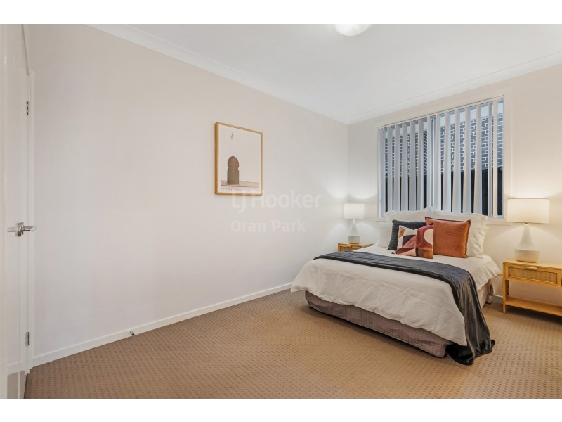 6 Holden Drive, Oran Park NSW 2570