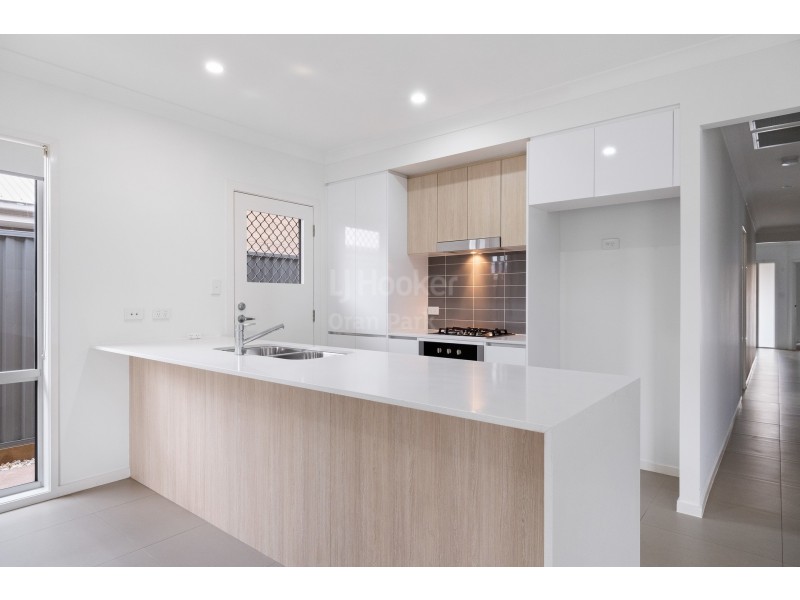 22 Gill Street, Oran Park NSW 2570