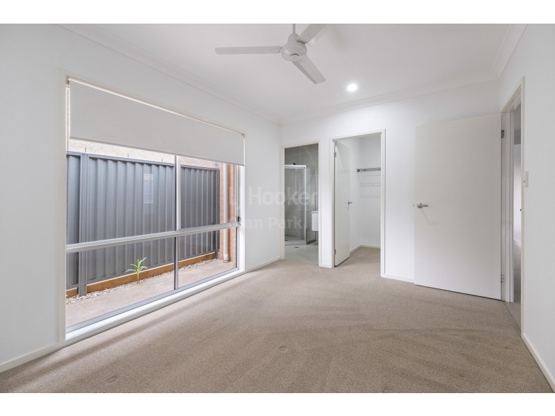 22 Gill Street, Oran Park NSW 2570