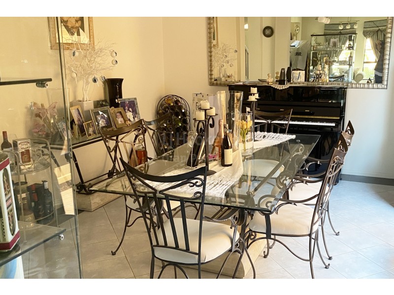 5 San Marino Drive, Prestons NSW 2170