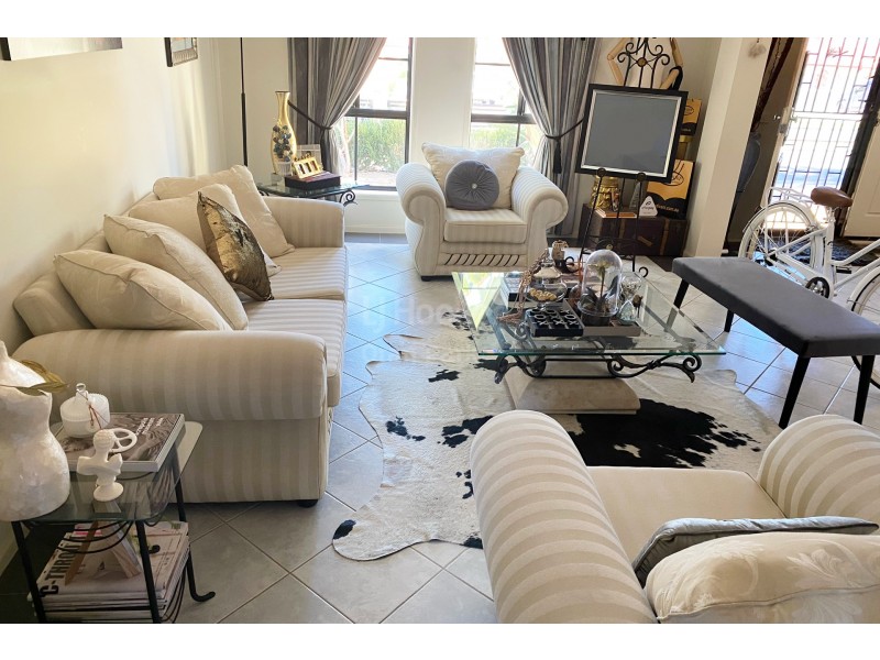 5 San Marino Drive, Prestons NSW 2170