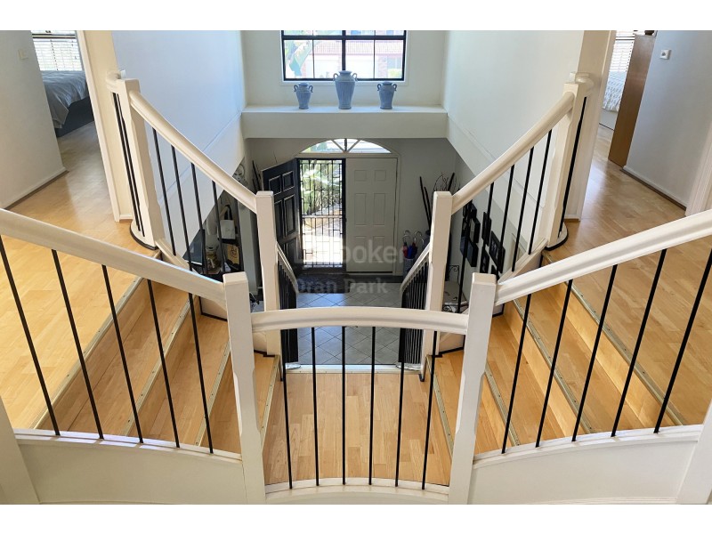 5 San Marino Drive, Prestons NSW 2170